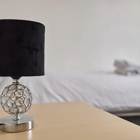 Le Comte - T1 - 5 Mins Caves Champagne *